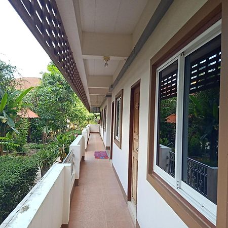 Phumchan Place Hotel パヤオ エクステリア 写真