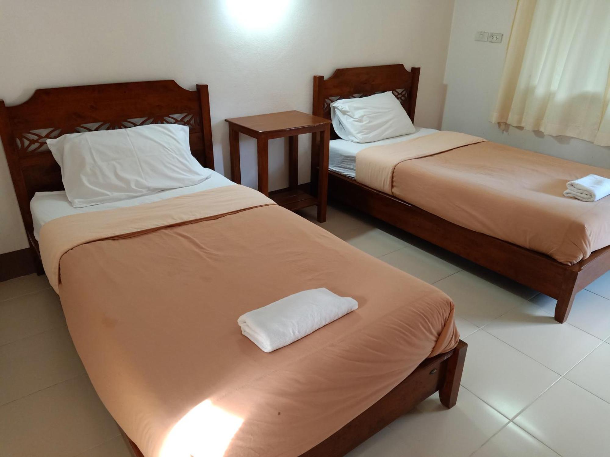 Phumchan Place Hotel パヤオ エクステリア 写真